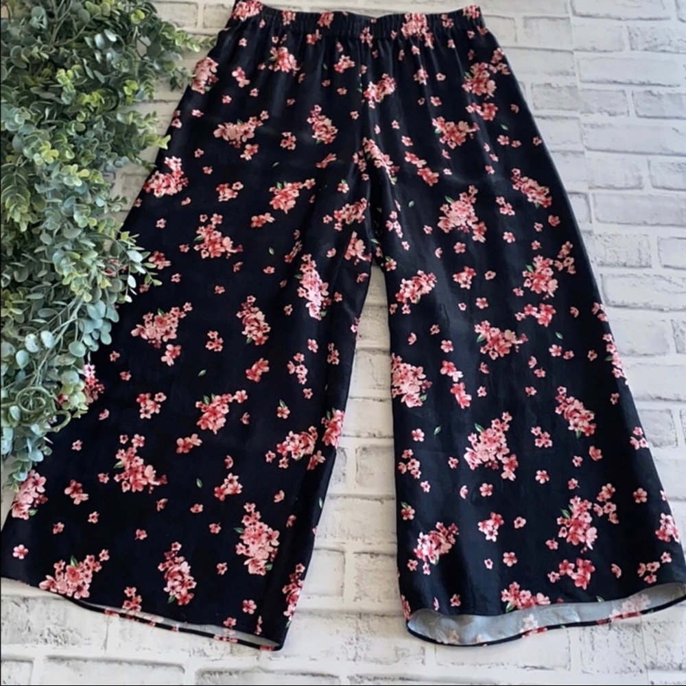 Alice + Olivia High Rise “Gloria” Wide Leg Pants